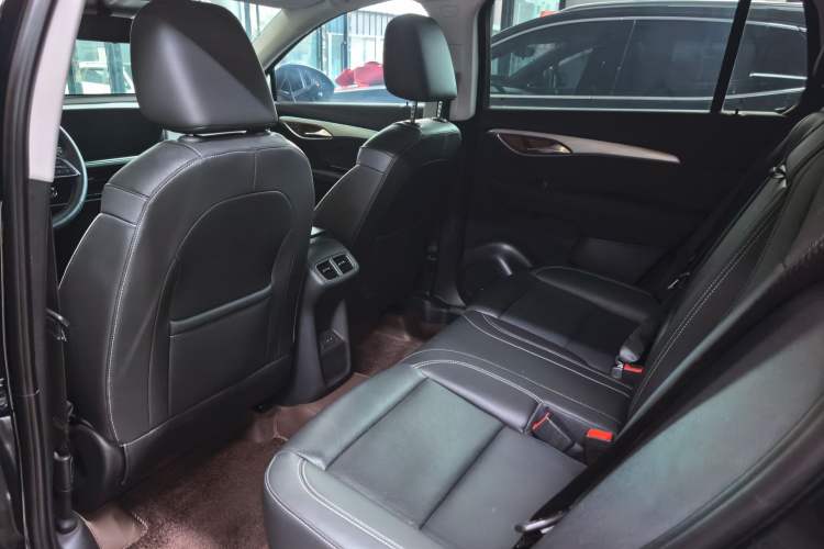 Used Buick Envision 2024 Encore Plus 28T AWD Luxury Edition Interior 3