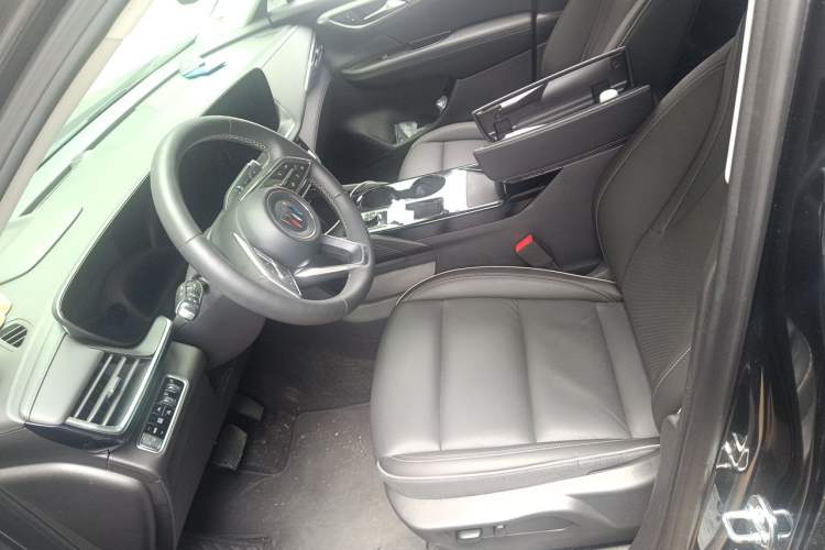 Used Buick Envision 2024 Encore Plus 28T AWD Luxury Edition Left Front Seat