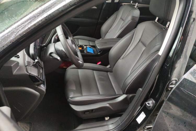 Used Buick Envision 2024 Encore Plus 28T Two-Wheel Drive Luxury Edition Left Front Seat