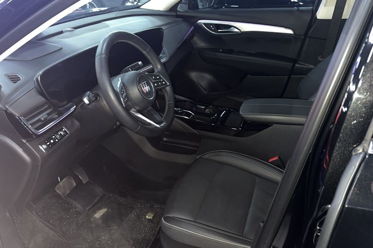 Used Buick Envision 2024 Encore Plus 28T AWD Luxury Edition Left Front Seat