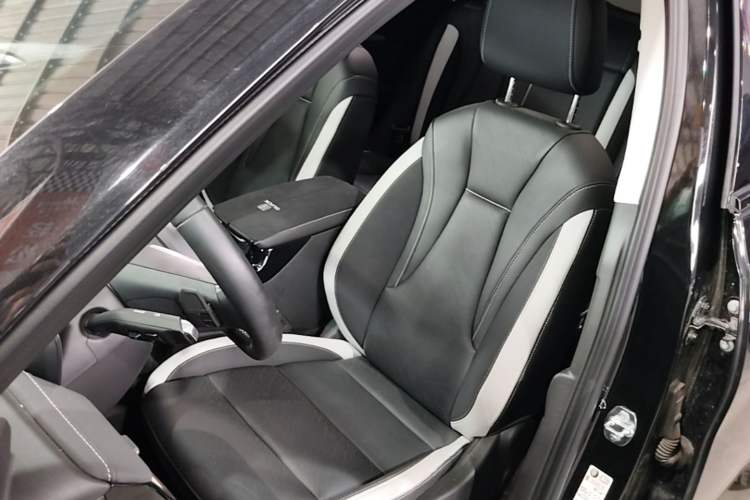 Used Buick Envision 2024 Encore S 25T Ignite Black Style Edition Left Front Seat