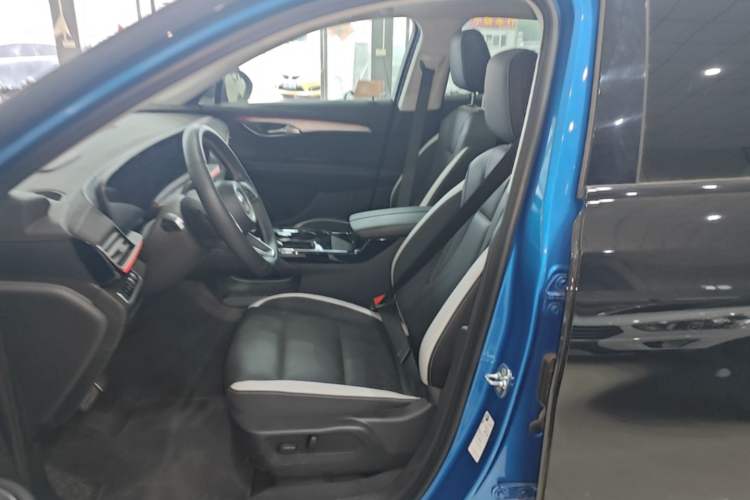 Used Buick Envision 2024 Encore S 25T Ignite Black Style Edition Left Front Seat