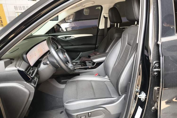 Used Buick Envision 2024 Encore Plus 28T AWD Luxury Edition Left Front Seat