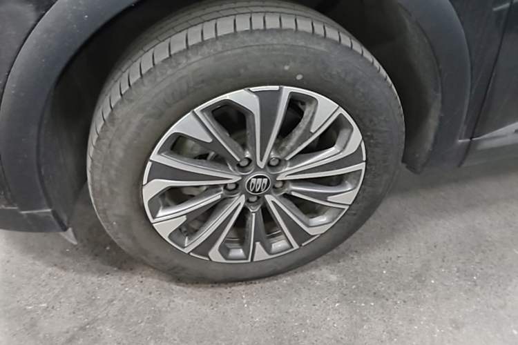 Used Buick Envision 2024 Encore Plus 28T Two-Wheel Drive Luxury Edition Left Front Wheel Hub