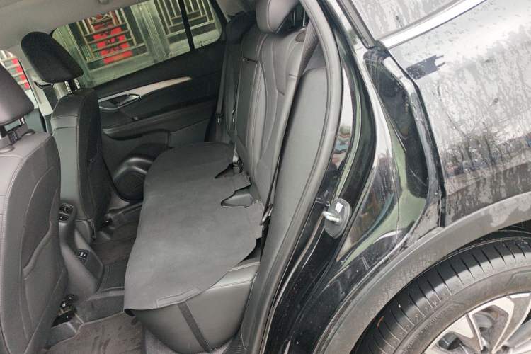 Used Buick Envision 2024 Encore Plus 28T Two-Wheel Drive Luxury Edition Left Rear Seat