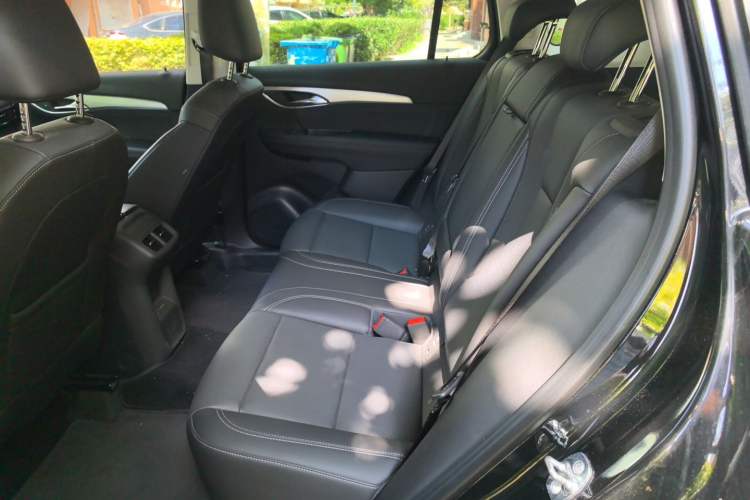Used Buick Envision 2024 Encore Plus 28T Two-Wheel Drive Luxury Edition Left Rear Seat