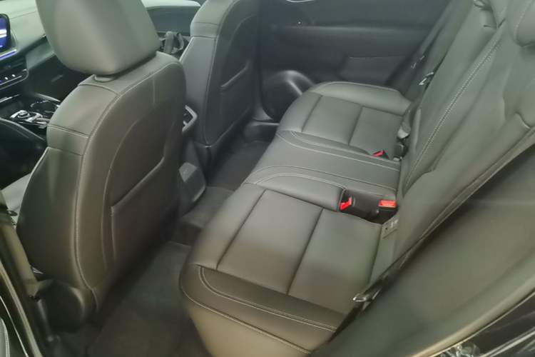 Used Buick Envision 2024 Encore Plus 28T Two-Wheel Drive Luxury Edition Left Rear Seat