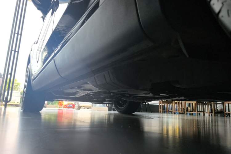 Used Buick Envision 2024 Encore Plus 28T Two-Wheel Drive Luxury Edition Left Side Sill