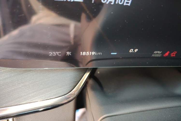 Used Buick Envision 2024 Encore Plus 28T AWD Luxury Edition Odometer Close Up
