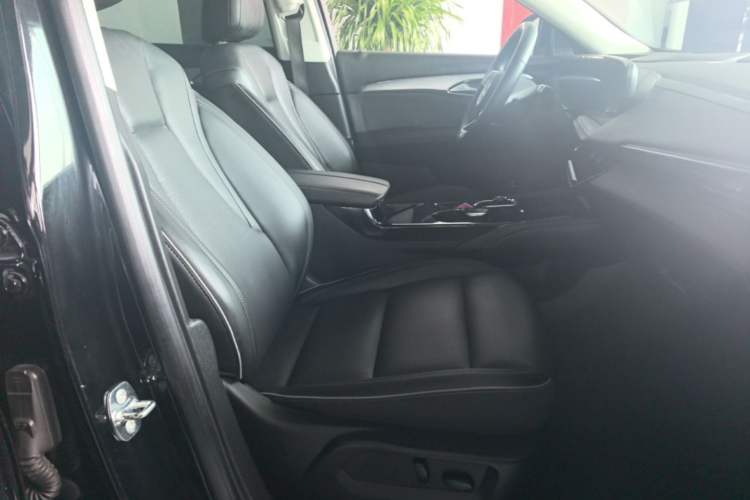 Used Buick Envision 2024 Encore Plus 28T Two-Wheel Drive Luxury Edition Right Front Seat