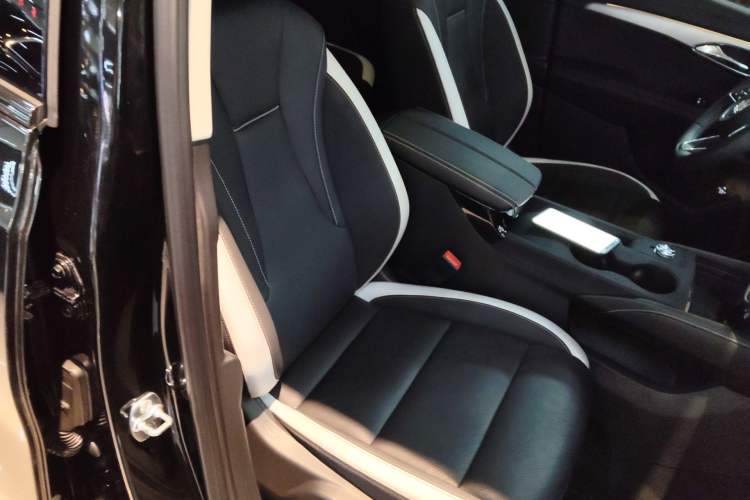 Used Buick Envision 2024 Encore S 28T Ignite Black Prestige Edition Right Front Seat