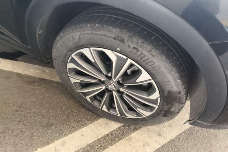 Used Buick Envision 2024 Encore Plus 28T AWD Luxury Edition Right Front Wheel Hub