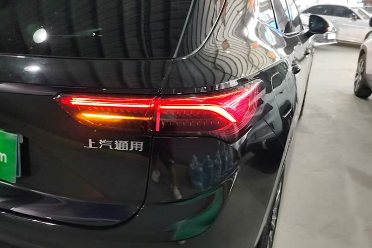 Used Buick Envision 2024 Encore S 25T Ignite Black Style Edition Right Rear Taillight