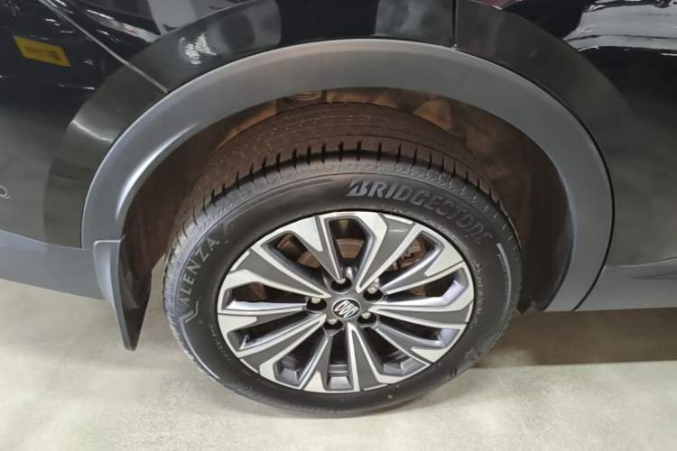 Used Buick Envision 2024 Encore Plus 28T Two-Wheel Drive Luxury Edition Right Rear Wheel Hub