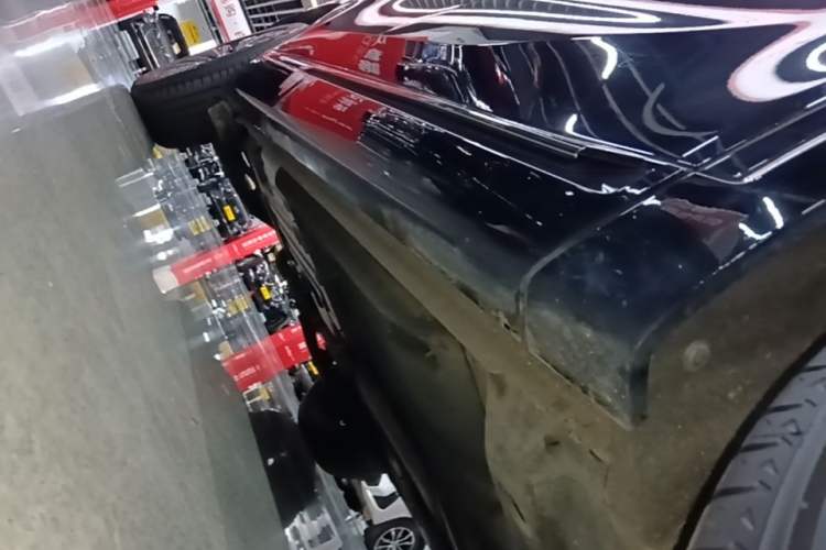 Used Buick Envision 2024 Encore S 25T Ignite Black Style Edition Right Side Sill