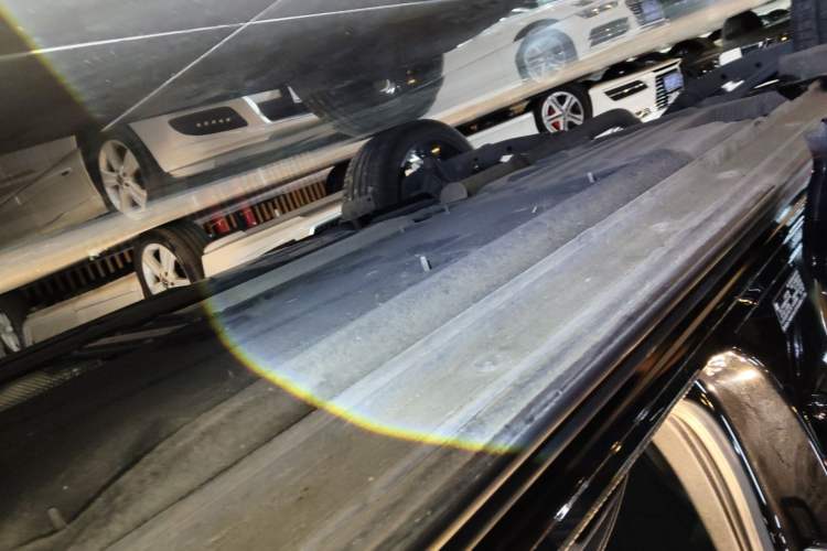 Used Buick Envision 2024 Encore S 28T Ignite Black Prestige Edition Right Side Sill