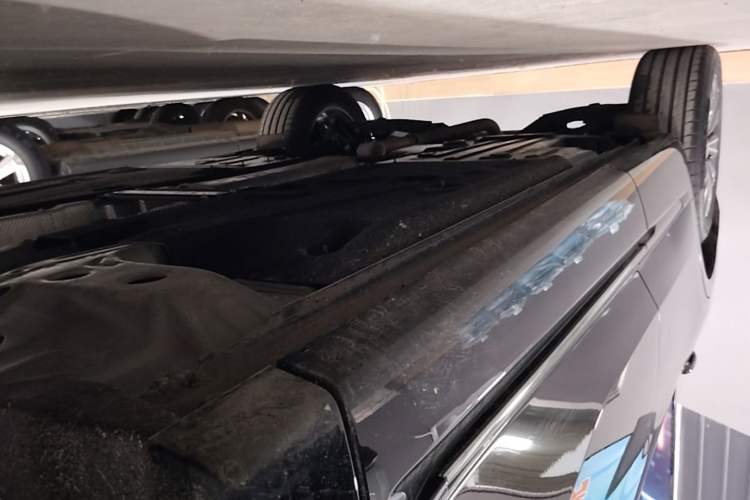 Used Buick Envision 2024 Encore S 25T Ignite Black Style Edition Right Side Sill