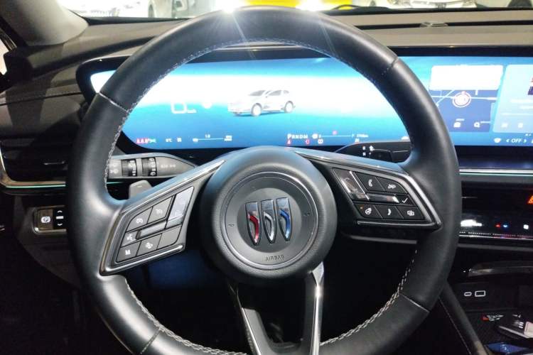 Used Buick Envision 2024 Encore Plus 28T AWD Luxury Edition Steering Wheel