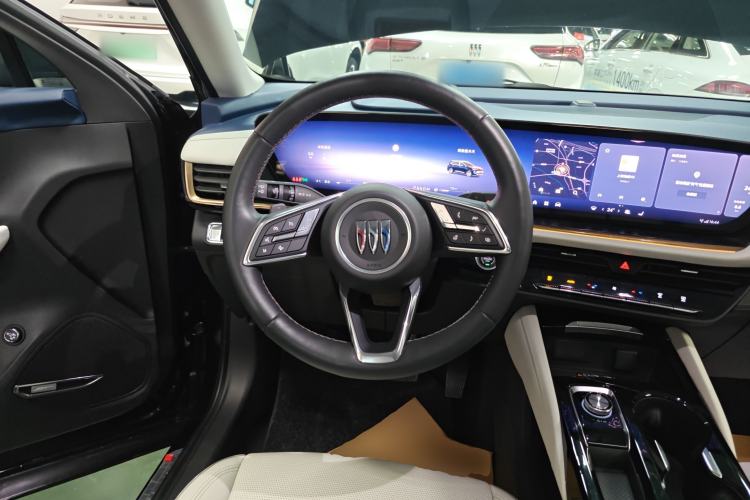 Used Buick Envision 2024 Encore Plus AWD Avenir Steering Wheel