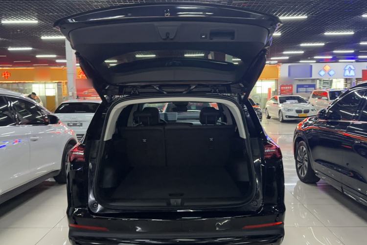 Used Buick Envision 2024 Encore Plus 28T AWD Luxury Edition Trunk