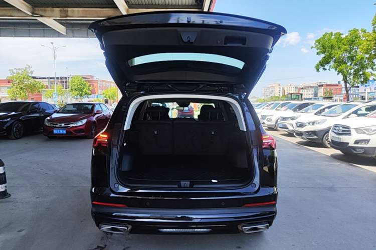 Used Buick Envision 2024 Encore Plus 28T AWD Luxury Edition Trunk