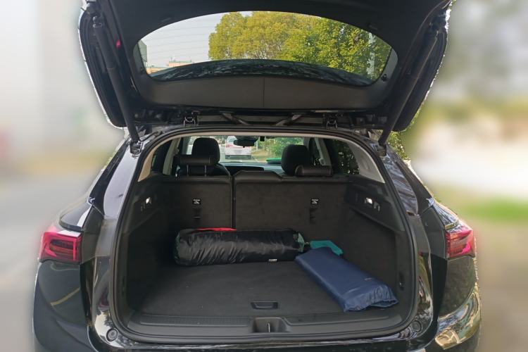 Used Buick Envision 2024 Encore S 25T Ignite Black Style Edition Trunk