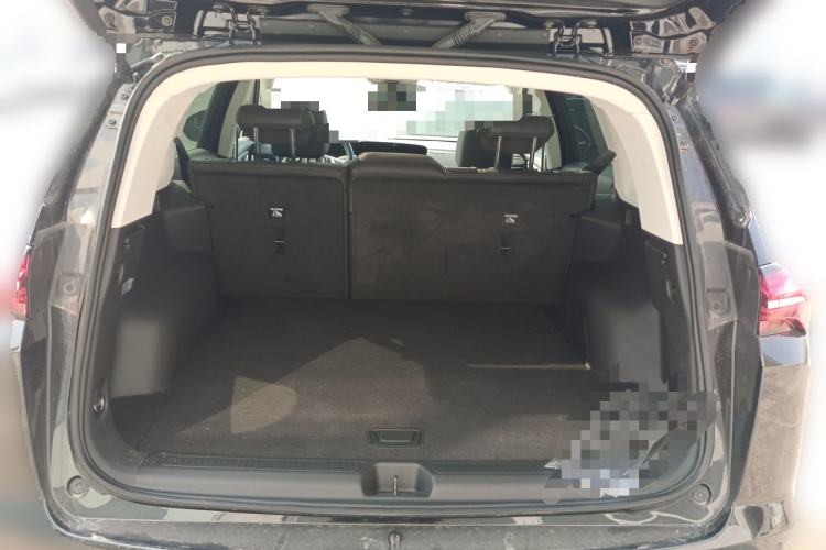 Used Buick Envision 2024 Encore Plus 28T AWD Luxury Edition Trunk