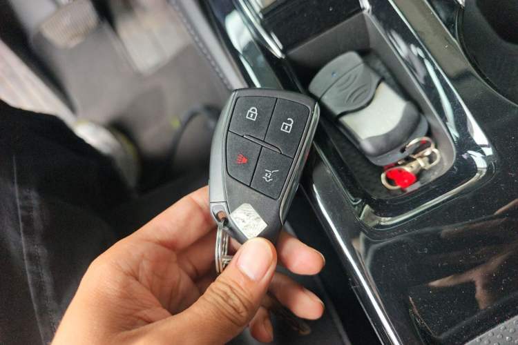Used Buick Envision 2024 Encore Plus 28T Two-Wheel Drive Luxury Edition Vehicle Key