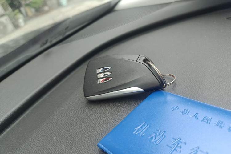 Used Buick Envision 2024 Encore Plus 28T AWD Luxury Edition Vehicle Key