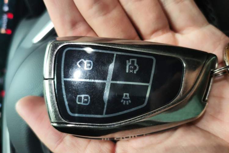 Used Buick Envision 2024 Encore Plus 28T Two-Wheel Drive Luxury Edition Vehicle Key
