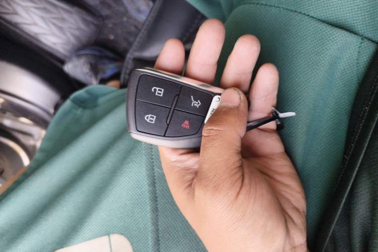 Used Buick Envision 2024 Encore Plus 28T AWD Luxury Edition Vehicle Key