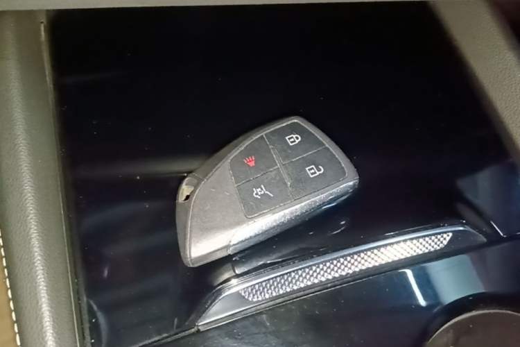 Used Buick Envision 2024 Encore S 25T Ignite Black Style Edition Vehicle Key