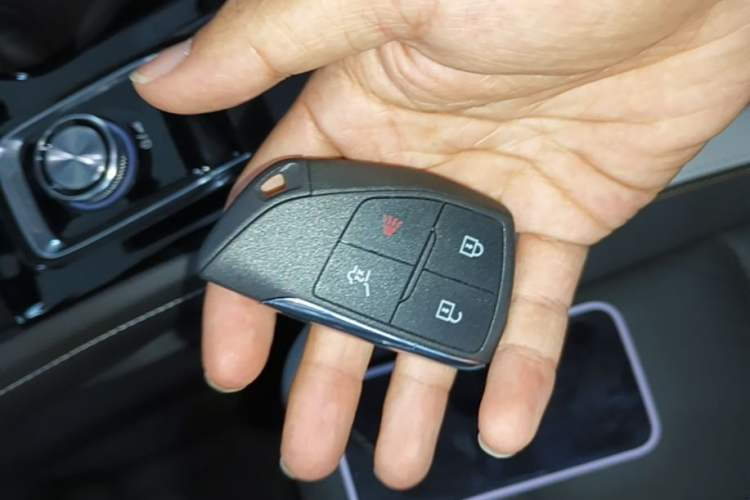 Used Buick Envision 2024 Encore S 25T Ignite Black Style Edition Vehicle Key