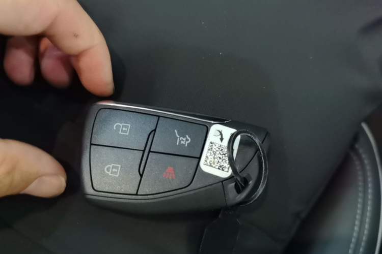 Used Buick Envision 2024 Encore Plus 28T Two-Wheel Drive Luxury Edition Vehicle Key