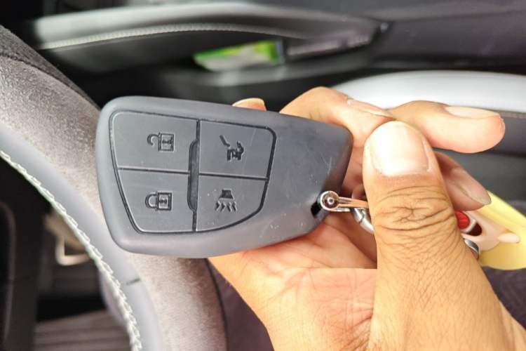 Used Buick Envision 2024 Encore S 25T Ignite Black Style Edition Vehicle Key