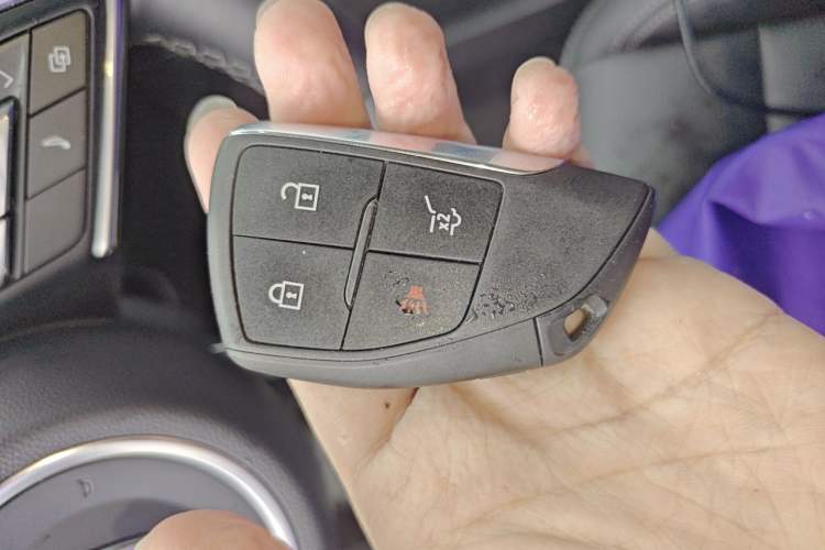 Used Buick Envision 2024 Encore S 25T Ignite Black Style Edition Vehicle Key