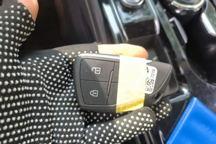 Used Buick Envision 2024 Encore S 25T Ignite Black Style Edition Vehicle Key
