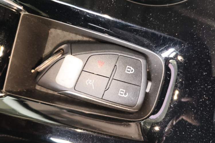 Used Buick Envision 2024 Encore Plus 28T AWD Luxury Edition Vehicle Key