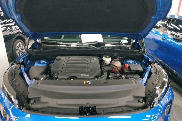 Used Buick Envision 2024 Encore S 25T Ignite Black Style Edition Engine Bay