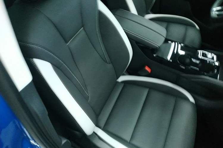 Used Buick Envision 2024 Encore S 25T Ignite Black Style Edition Right Front Seat