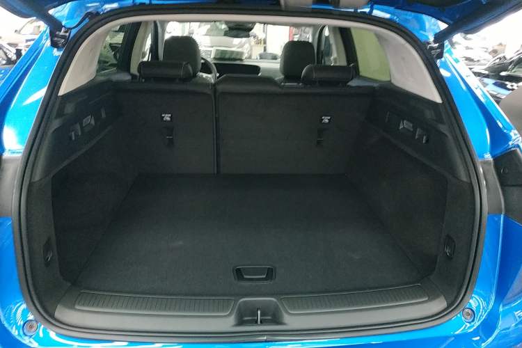 Used Buick Envision 2024 Encore S 25T Ignite Black Style Edition Trunk