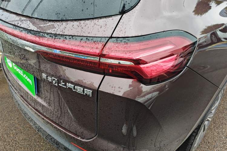 Used Buick Envision 2024 Encore Plus 28T AWD Luxury Edition Right Rear Taillight