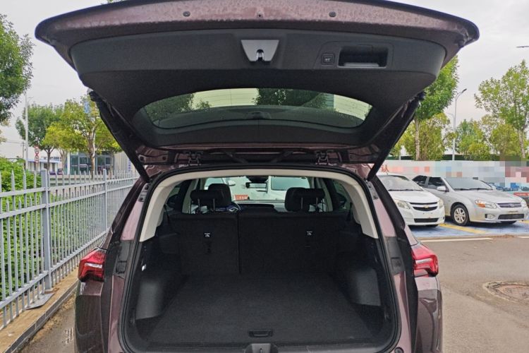 Used Buick Envision 2024 Encore Plus 28T AWD Luxury Edition Trunk