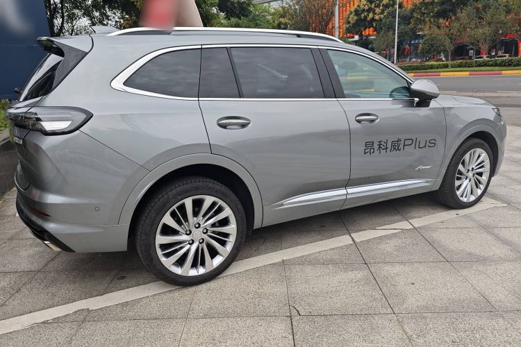 Used Buick Envision 2024 Encore Plus AWD Avenir Exterior 3