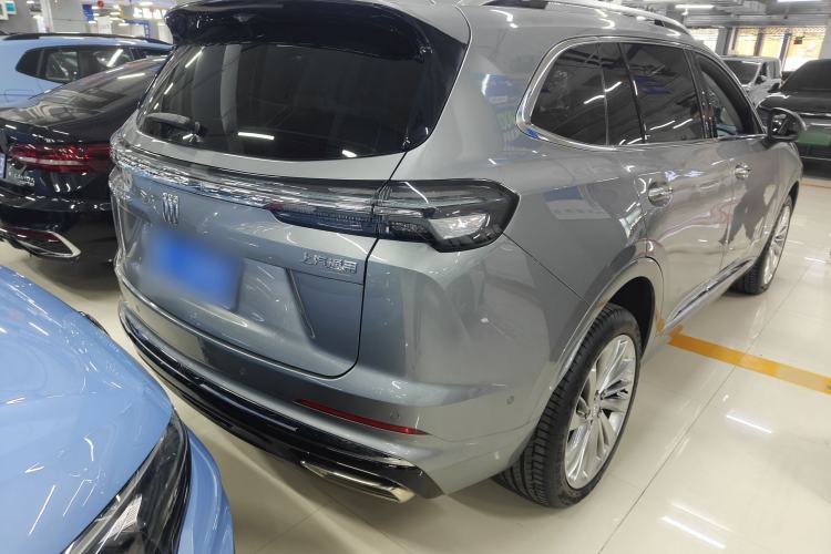 Used Buick Envision 2024 Encore Plus AWD Avenir Exterior 4