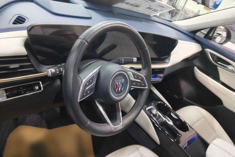 Used Buick Envision 2024 Encore Plus AWD Avenir Interior 1