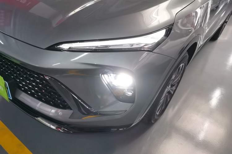 Used Buick Envision 2024 Encore S 25T Ignite Black Style Edition Left Front Headlight