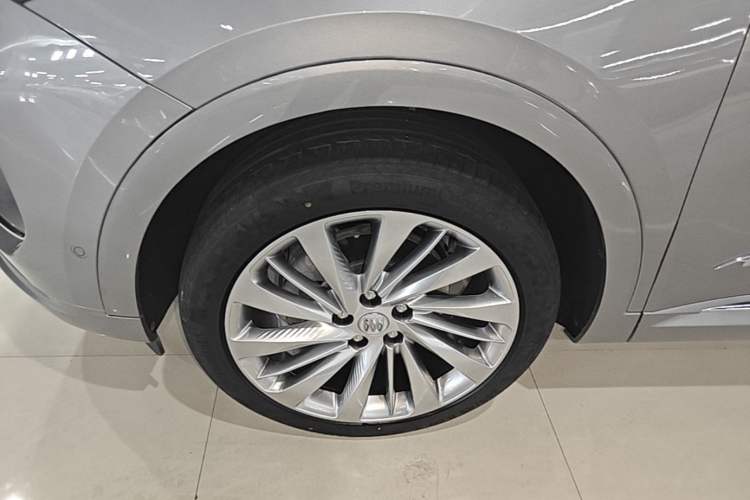 Used Buick Envision 2024 Encore Plus AWD Avenir Left Front Wheel Hub