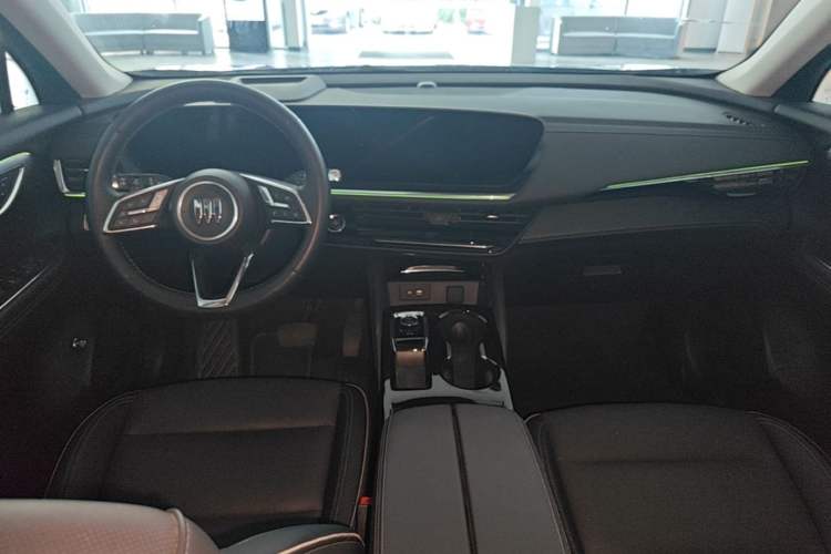 Used Buick Envision 2024 Encore Plus 28T AWD Luxury Edition Center Console