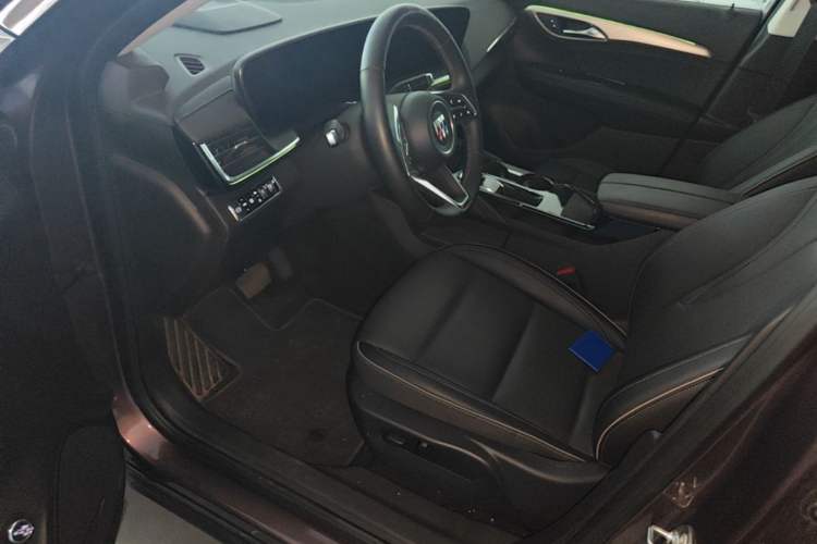 Used Buick Envision 2024 Encore Plus 28T AWD Luxury Edition Left Front Seat